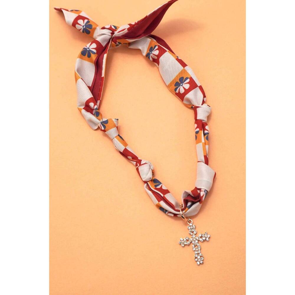 NEW JOSSLYN BY WALL TO WALL women's handcrafted scarf necklaces in red multi
